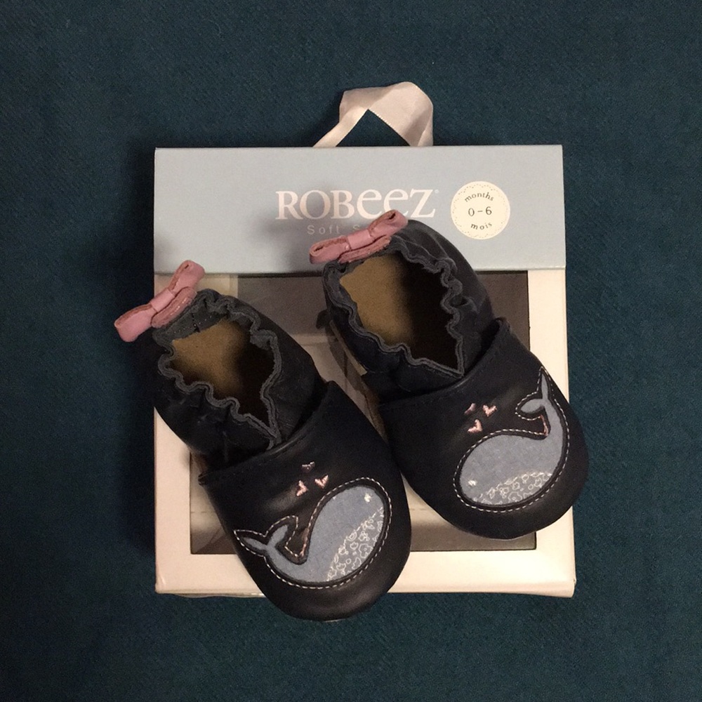 Robeez Soft Soles Poppy Whale Slipper, size 0-6 mo